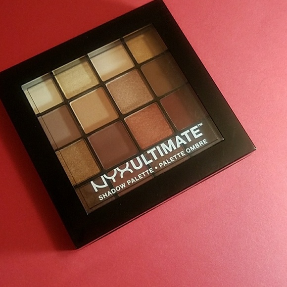 NYX the ultimate palette Warm Neutral - Picture 4 of 6